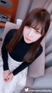 Mom XXX - Long legs facesitting with Stepmom